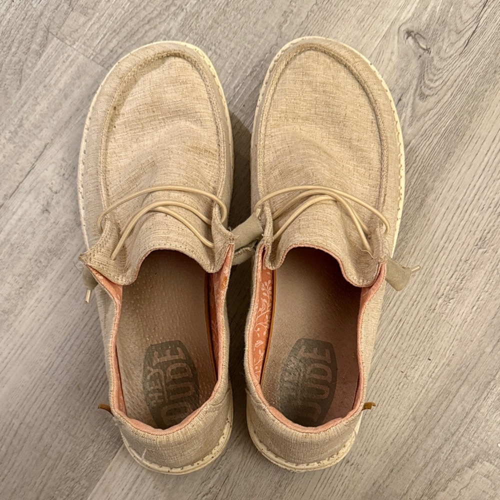HEYDUDE Wendy Slip-On Size 9